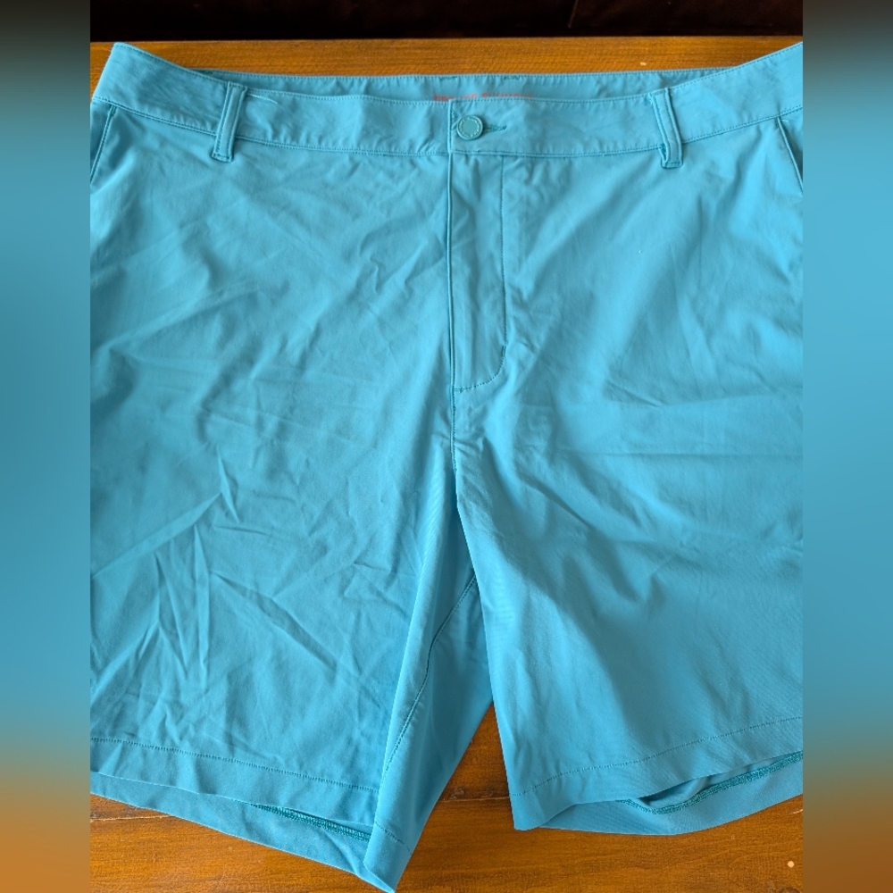 RHONE 8" Resort Collection Shorts, 38 Waist
